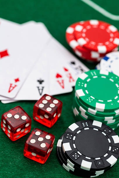 akar slot Live Casino roulette wheel with betting layout and settlement display